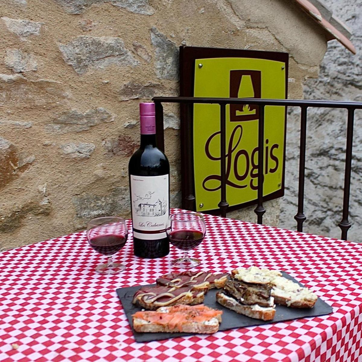 Les Cabanes Dans Les Bois Logis Hotel Villedubert Kültér fotó