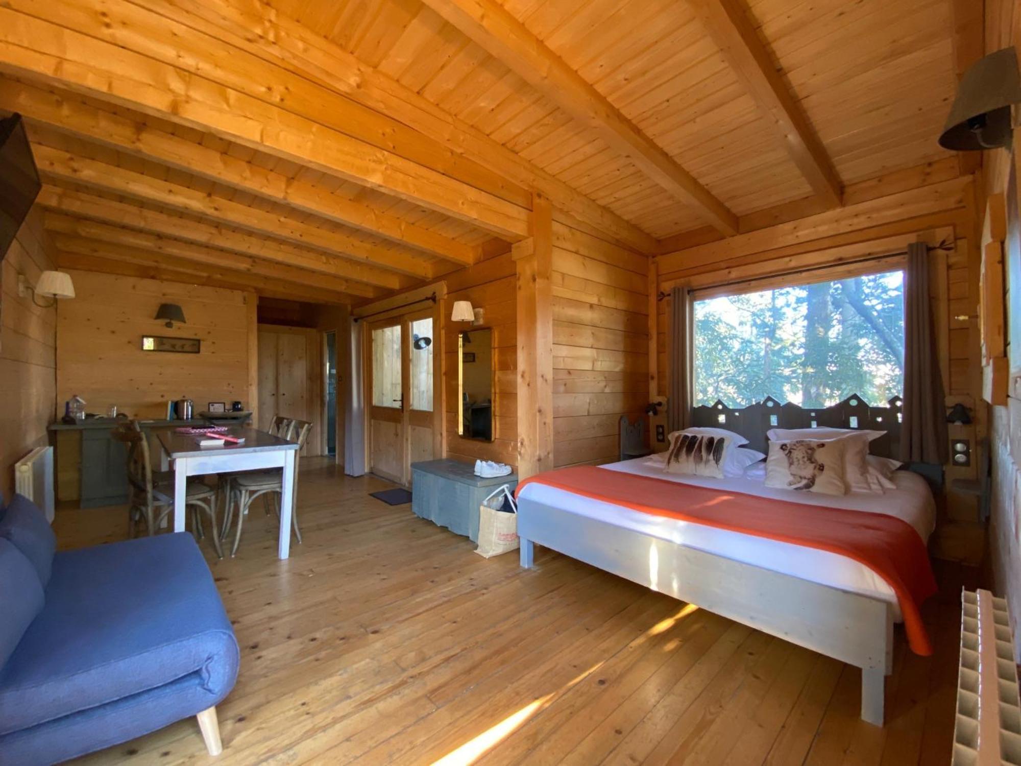 Les Cabanes Dans Les Bois Logis Hotel Villedubert Kültér fotó