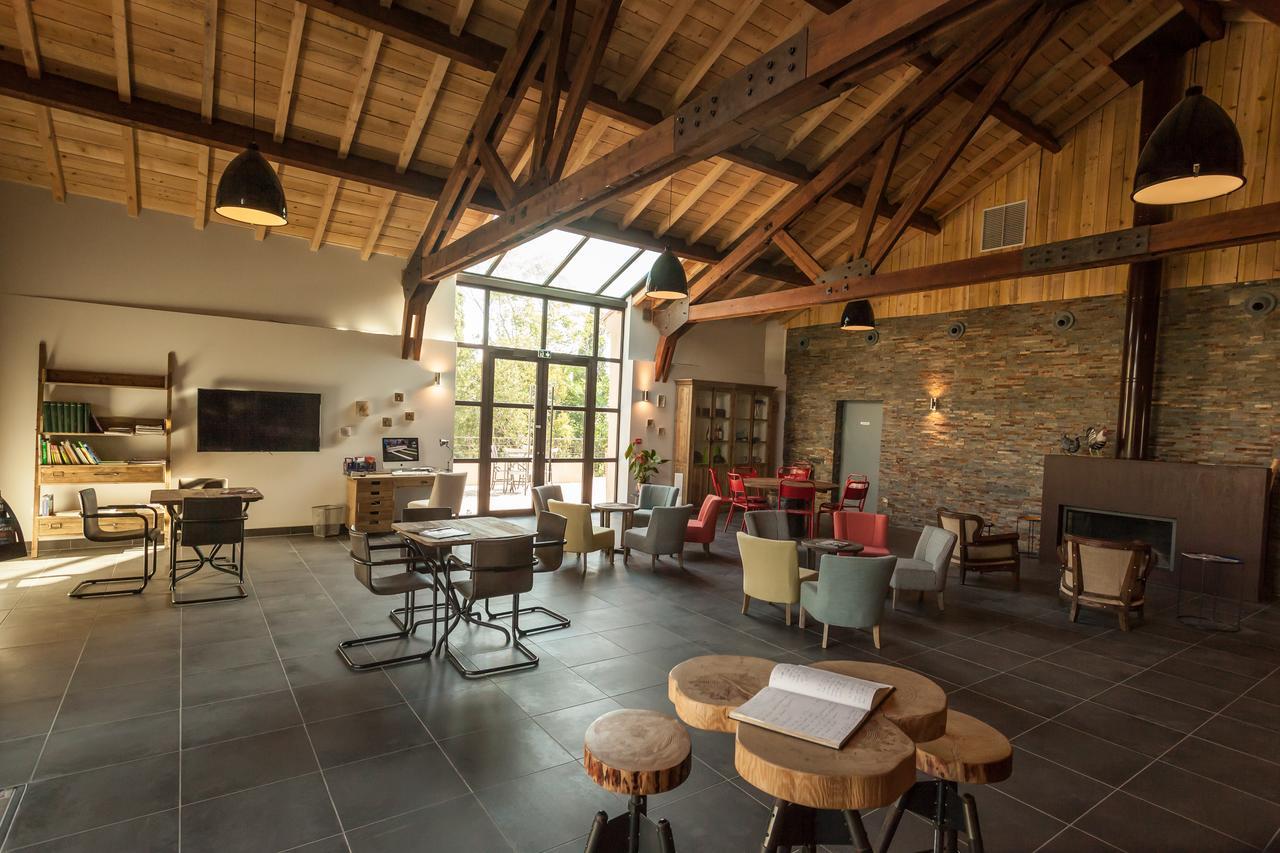 Les Cabanes Dans Les Bois Logis Hotel Villedubert Kültér fotó