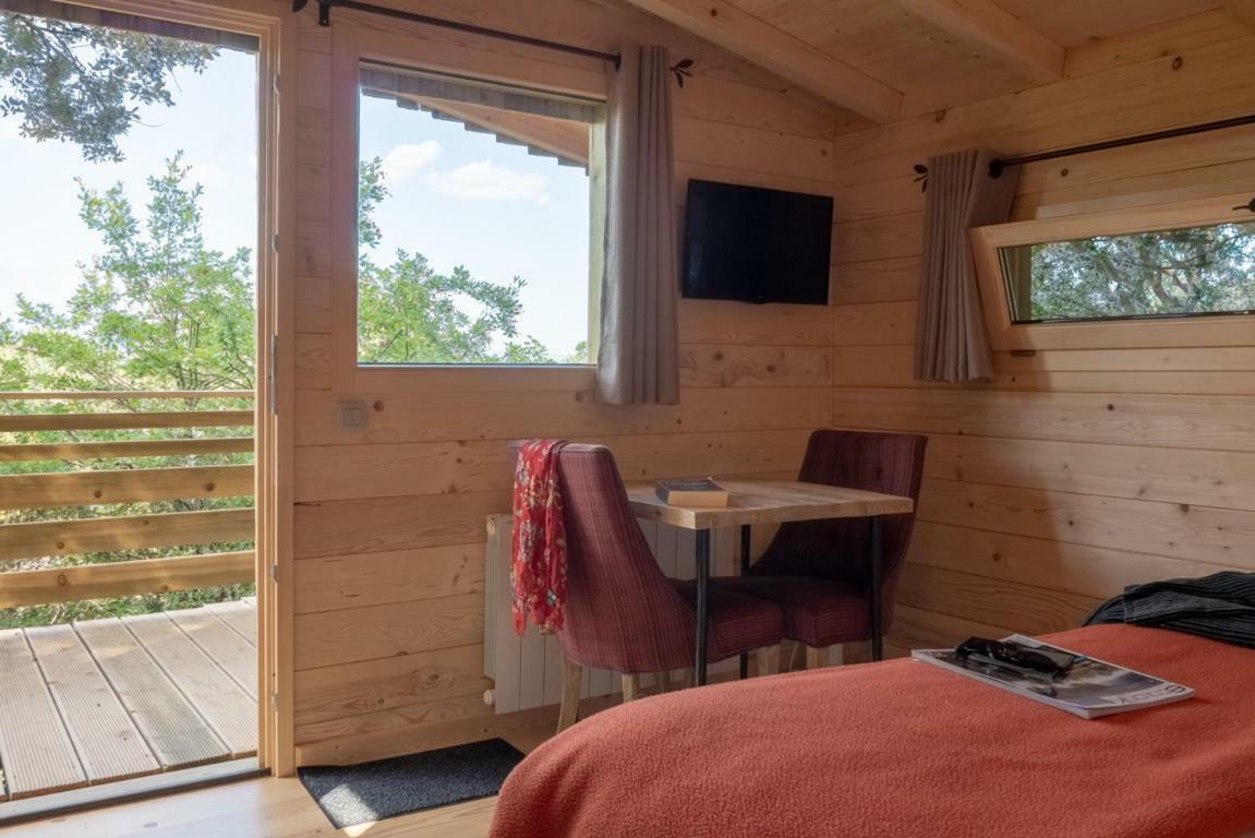 Les Cabanes Dans Les Bois Logis Hotel Villedubert Kültér fotó